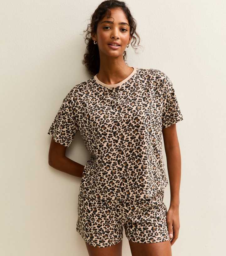 Brown Leopard Print T-Shirt and Shorts Pyjama Set
