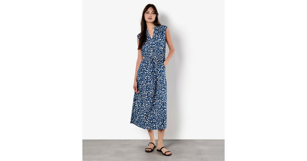 Sophie EcoVero Dress Ikat Animal White/Blue main image 1