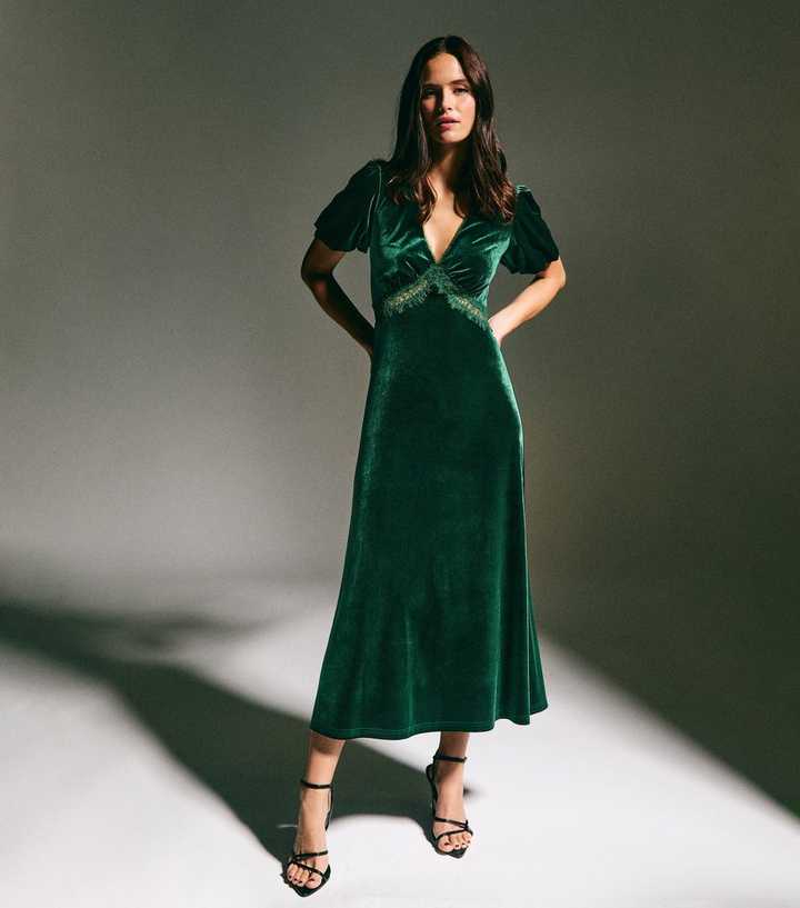 Dark Green Lace Trim Velvet Midi Dress | New Look