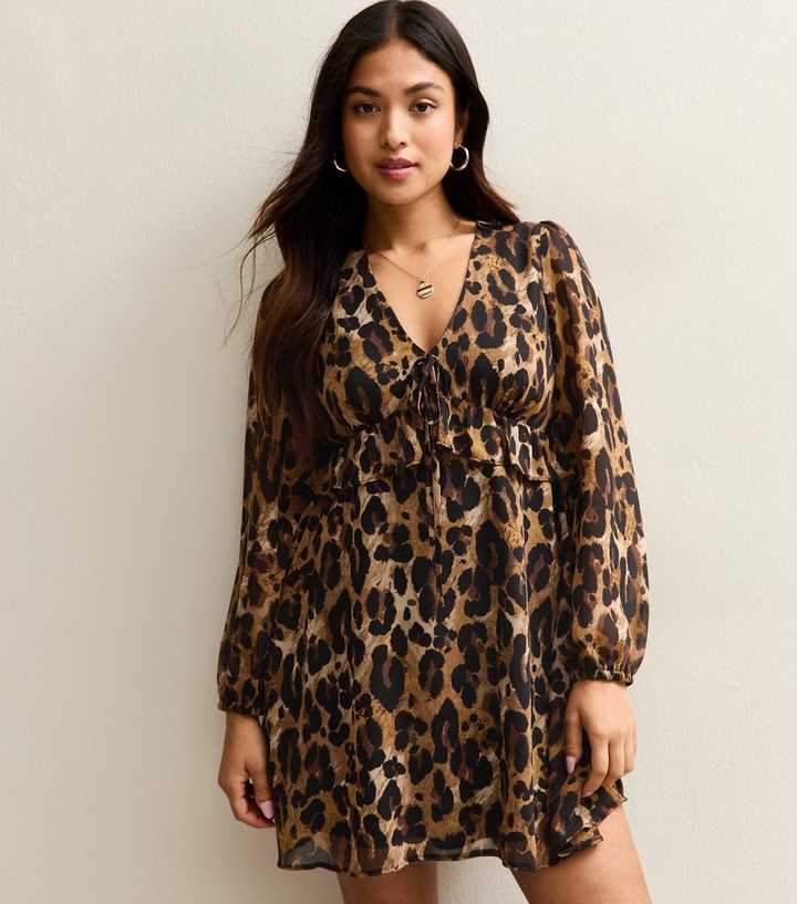 Petite Chiffon Animal Print Long Sleeve Mini Dress