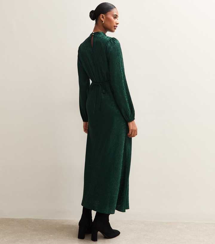 slim fit dress slacks Green Jacquard Cap Sleeve Midi Dress main image 0