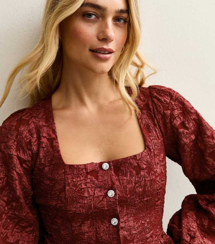 Julie Jacquard Square Neck Neck Button Top