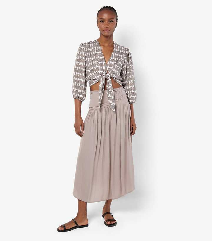 Found My Paradise Ruched Midi Skirt Apricot