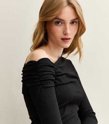 Black Asymmetric Ruched Waist Long Sleeve Top
