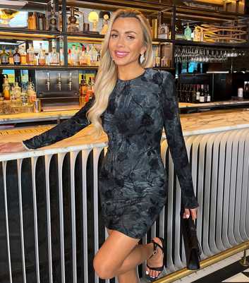 AX Paris Black Rose Velour Long Sleeve Mini Dress