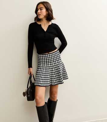 Black Dogtooth Check A-Line Mini Skirt