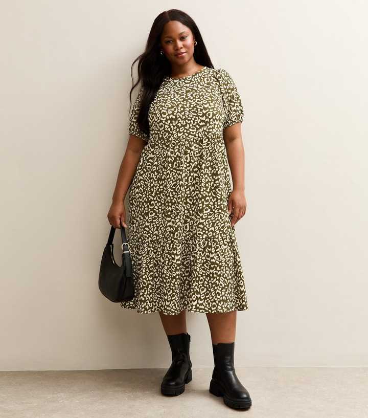 Curves Green Animal Print Tie Back Midi Dress | New Look