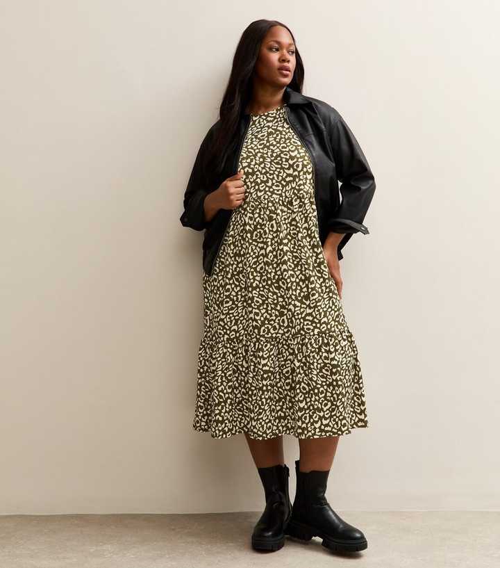 Curves Green Animal Print Tie Back Midi Dress | New Look