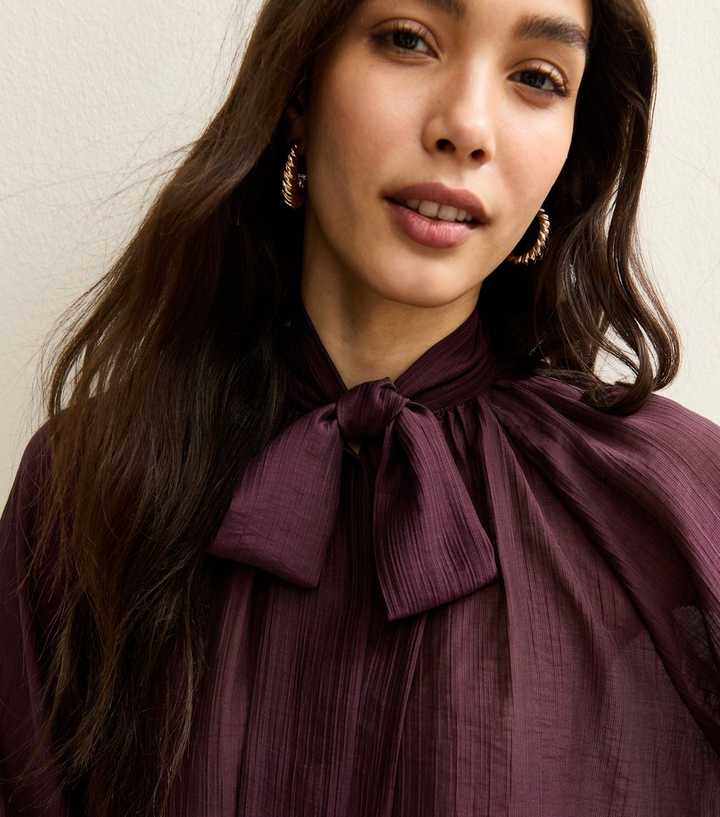 Blouse With Bow At Neck Fitted Blouse With A Bow On The Collar