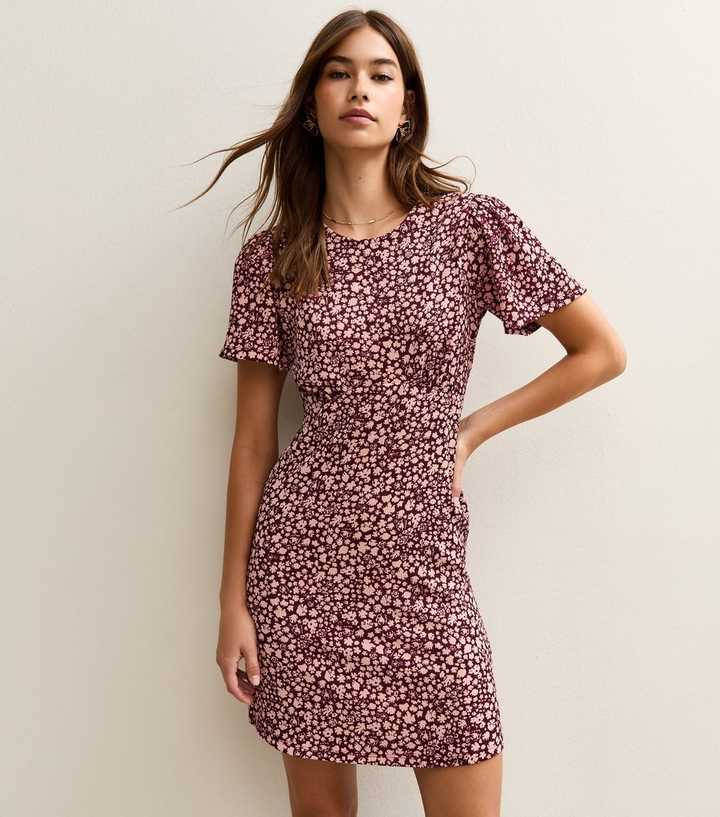 Burgundy Floral Print Flutter Sleeve Crinkle Mini Dress