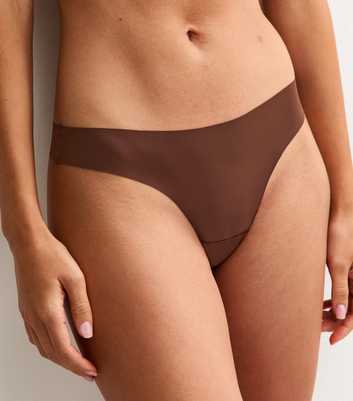 Dark Brown Free Cut No VPL Thong