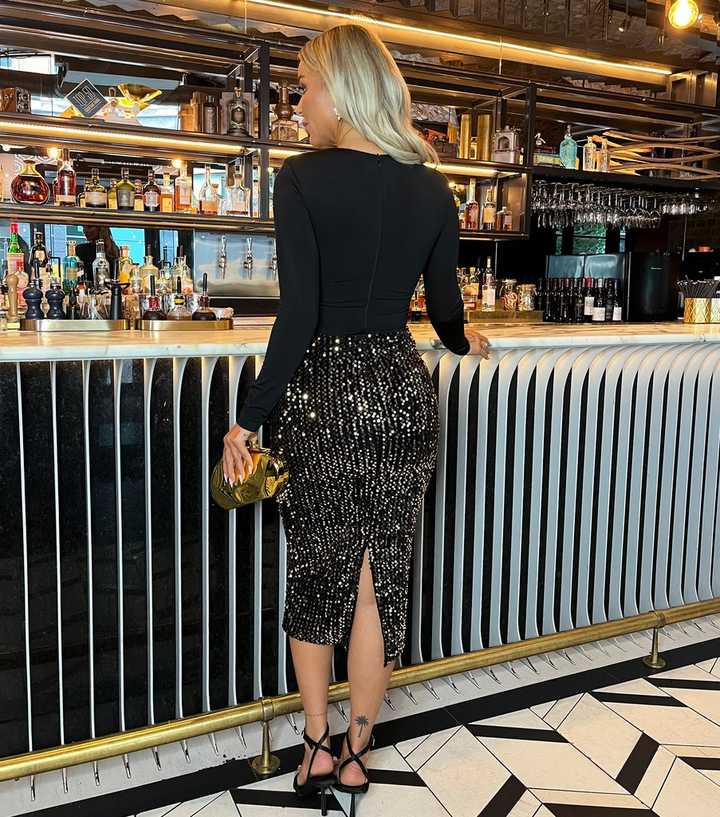 AX Paris Gold Sequin Skirt 2 In 1 Midi Dress AX Paris Gold Sequin Skirt 2 In 1 Midi Dress
