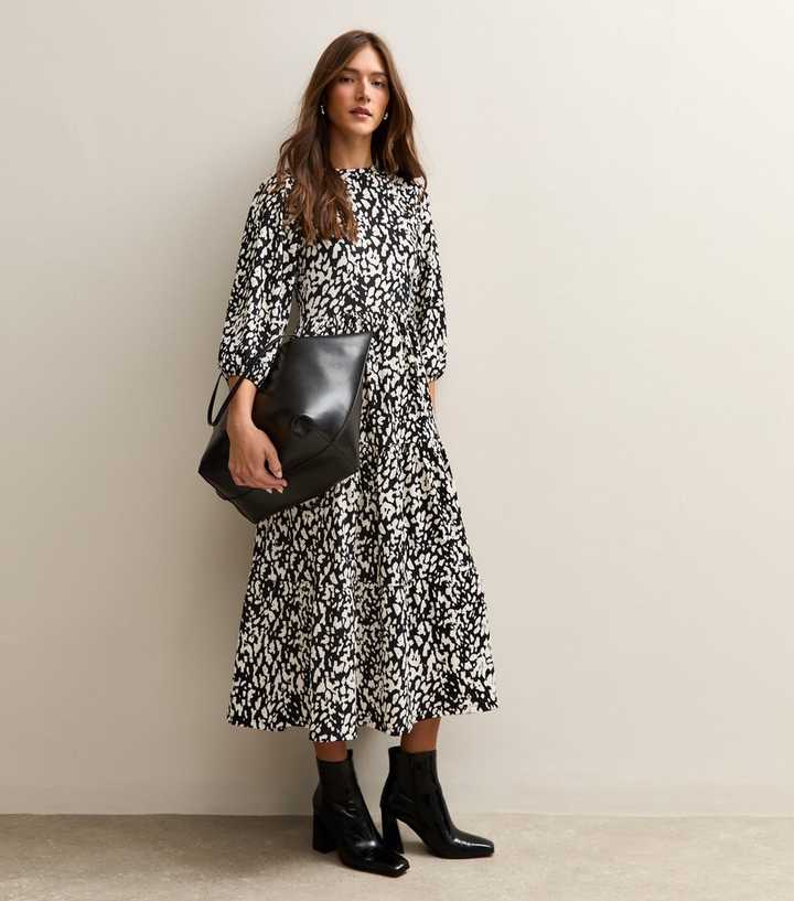 Black Crinkle Texture Floral Print Smock Midi Dress