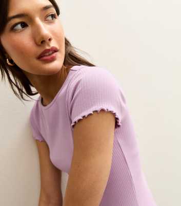 Lilac Short Sleeve Frilly Trimmed Top