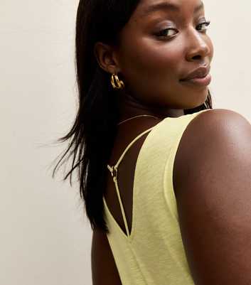 Curves Light Green Relaxed V-Neck Vest