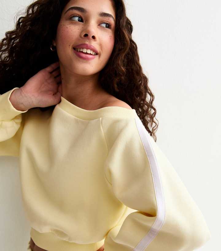 Girls Light Yellow Off The Shoulder Side Stripe Sweatshirt