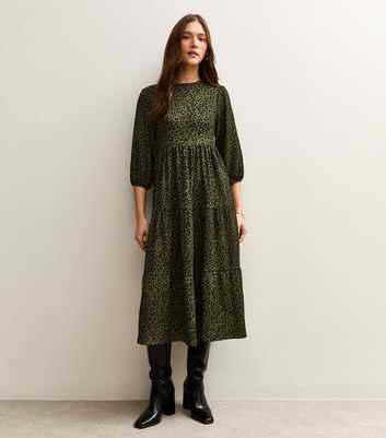 Green Animal Print Crinkled Tiered Midi Dress