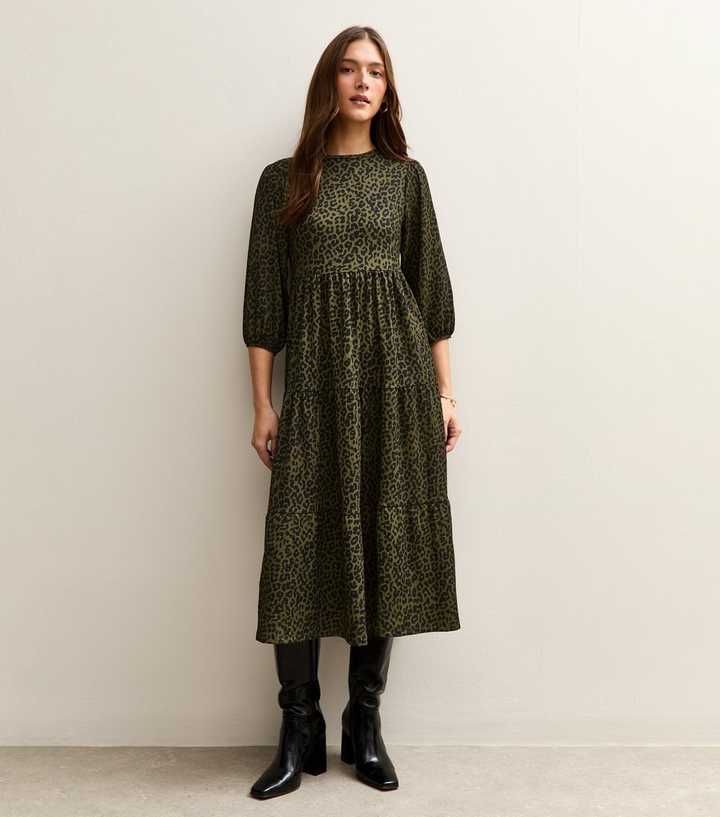 Green Animal Print Crinkled Tiered Midi Dress