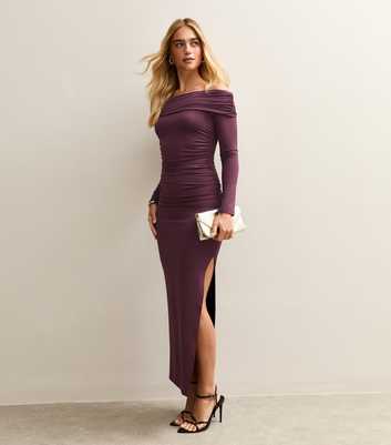 Dark Burgundy Ruched Neck Off The Shoulder Midi Dress