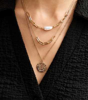 Gold Tone Triple Chain Hammered Disk Necklace