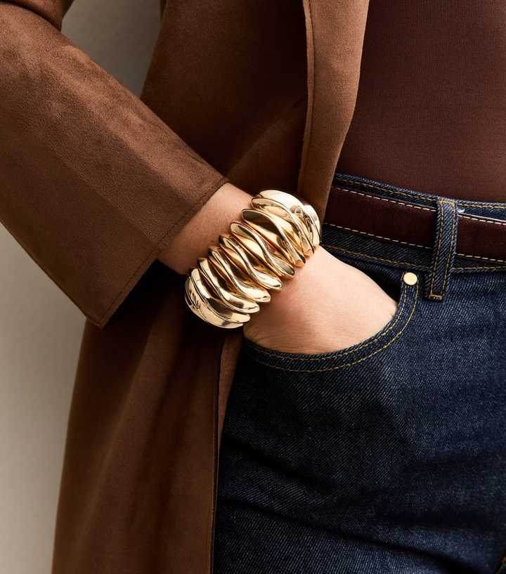 Gold Tone Long Resin Wavy Stretch Bracelet