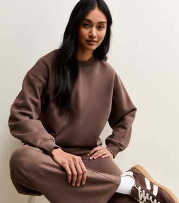 Brown Crew Neck Sweatshirt