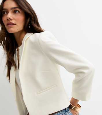 Petite Off White Cropped Blazer