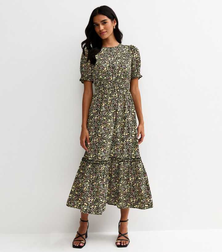 Black Crepe Floral Print Short Sleeve Tiered Midi Dress