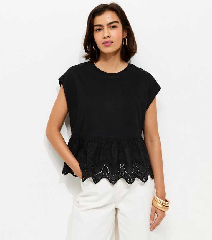 Black Broderie Anglaise Hem T-Shirt