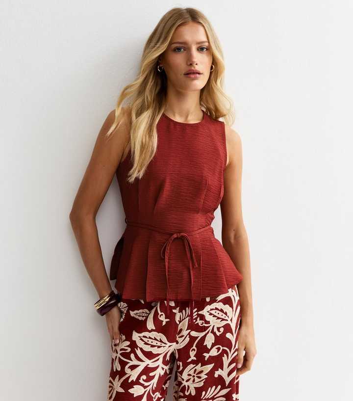 Dark Red Flared Hem Sleeveless Top