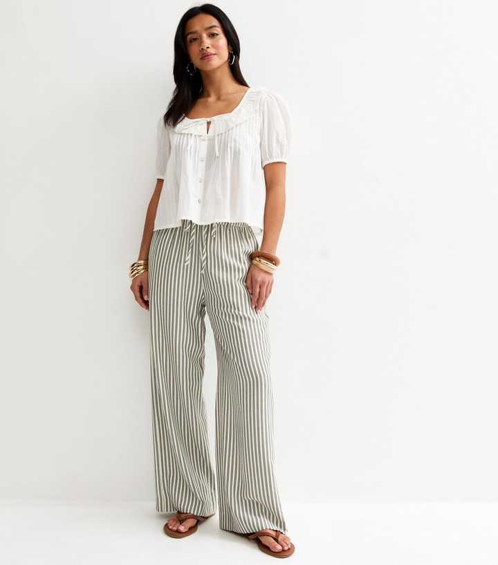 Petite Cream Seersucker Striped Wide Leg Trousers
