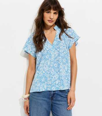 Tall Blue Paisley Flutter Sleeve Blouse