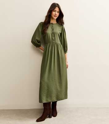 Light Khaki Buttoned Cropped Sleeve Midi Dress