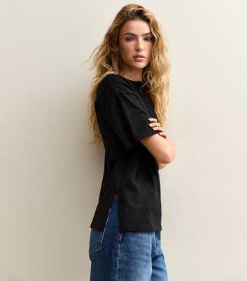 Black Side Split T-Shirt