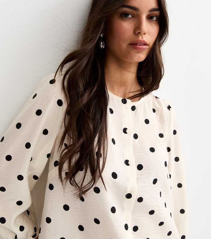 White Spot Print Crinkle Texture Blouse