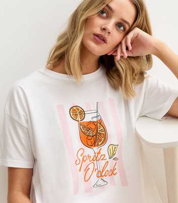 White Spritz O' Clock Print T-Shirt and Shorts Pyjama Set