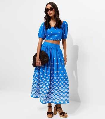 Bright Blue Flower Print Scalloped Edge Crop Top