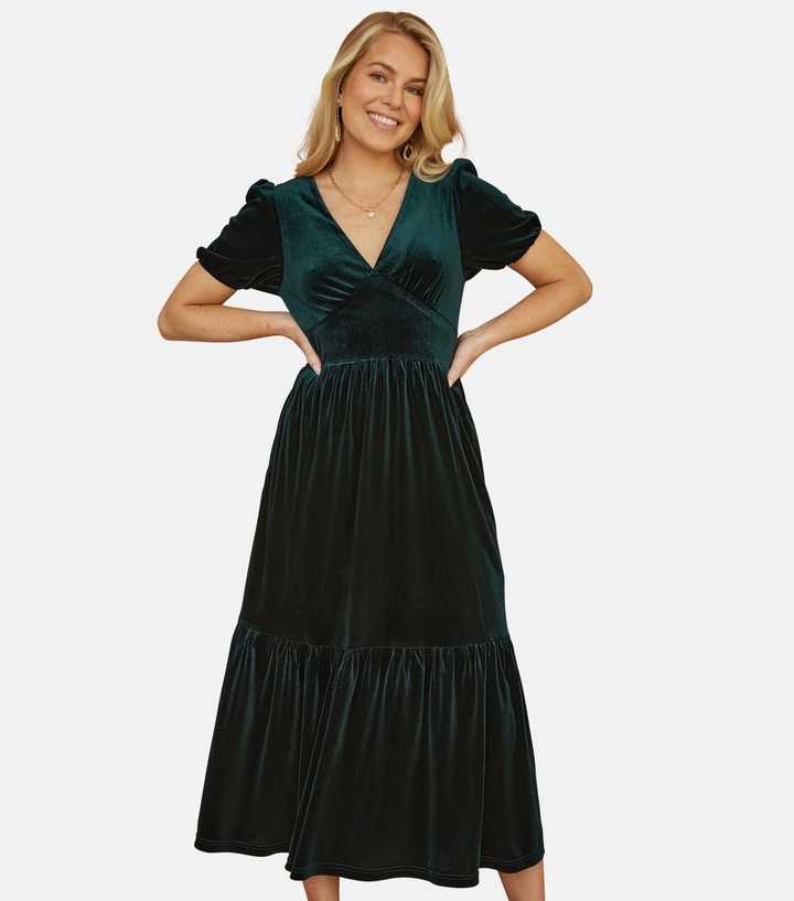 Yumi Green Velvet Midi Dress | New Look