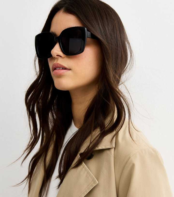 Black Chunky D Frame Sunglasses