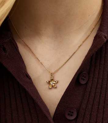 18ct Gold Plated Diamanté Flower Pendant Necklace