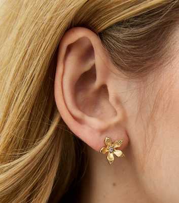 18ct Gold Plated Small Flower Stud Earrings