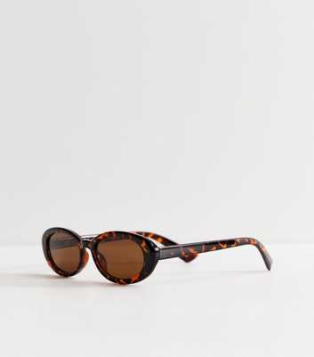 Brown Oval Tortoiseshell Effect Tinted Sunglasses