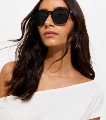 Black D Frame Sunglasses