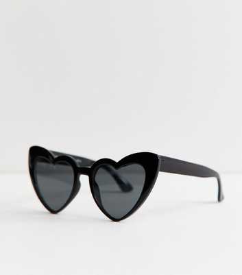 Black Heart Shaped Sunglasses