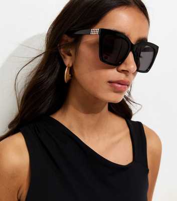 Black Diamante Embellished D-Frame Sunglasses