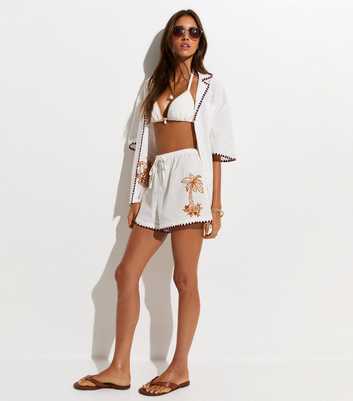 White Contrast Trim Embroidered Shorts