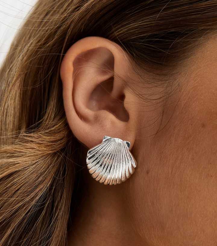 Silver Tone Seashell Stud Earrings