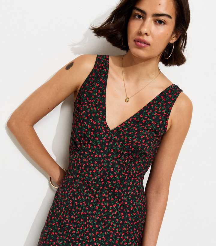 Black Rose Print V-Neck Midi Dress | New Look