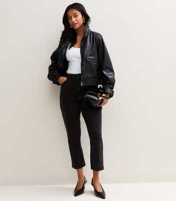 Petite Black Hannah Straight Leg Jeans