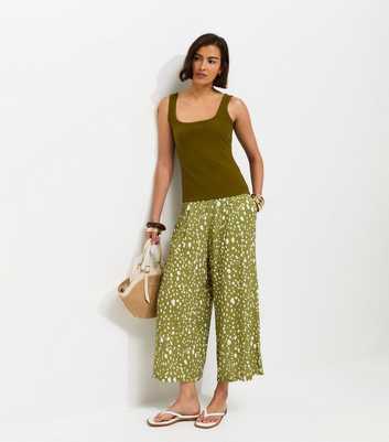 Green Spot Print Cropped Wide Leg Trousers